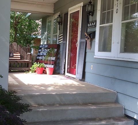 2nd image of 610 N 7th St