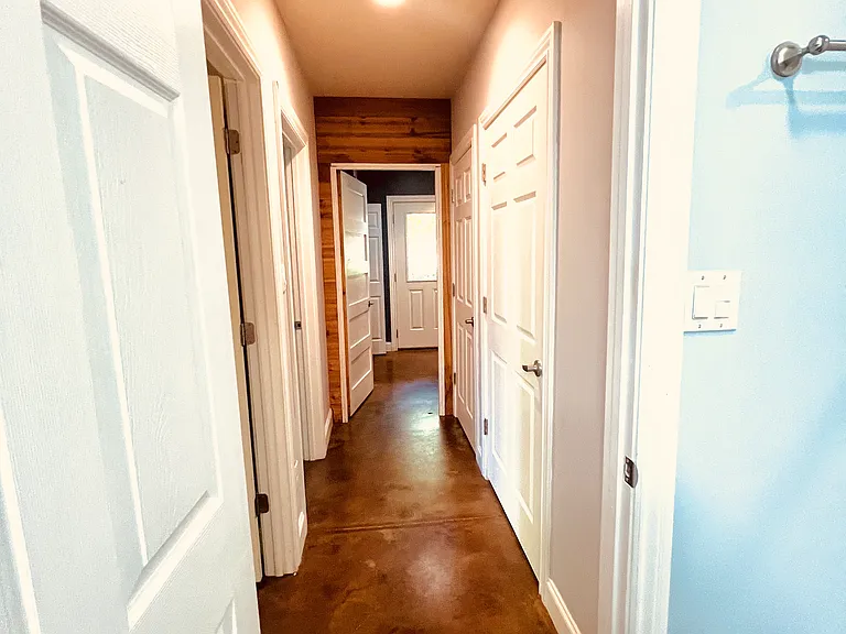 127 Sun Haven Ln — Photo 32