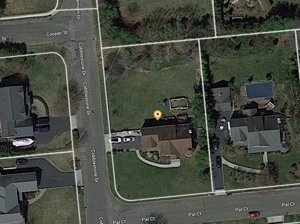 1 Pal Ct, Shoreham, NY 11786