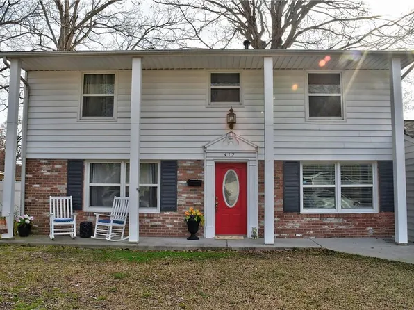 412 Garrison Pl, Virginia Beach, VA 23452