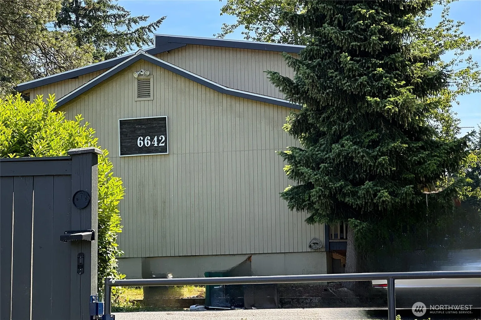 6642 State Highway 303 photo 1