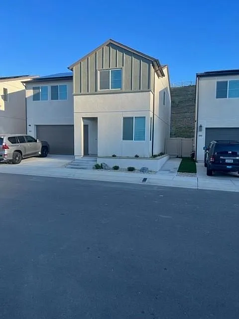 252 Hass Ln