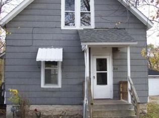 210 Iowa Ave, Joliet, IL 60433