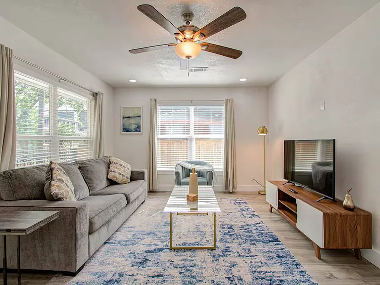 304 Eastwood St #A — Photo 34