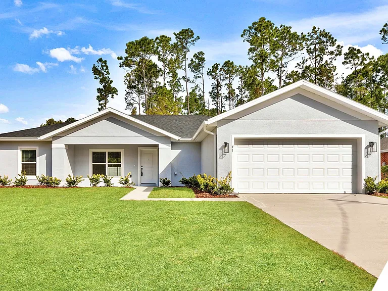71 Point Of Woods Dr — Photo 2