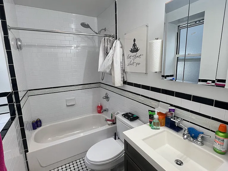 520 Crown St #A8 — Photo 11