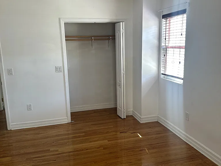 129-18 158th St #2 — Photo 2