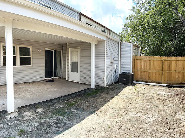 874 Jamestown Landing Rd — Photo 36