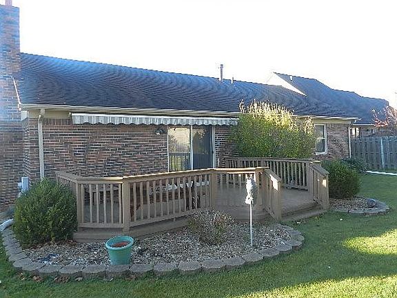 3rd image of 26076 Rose Marie Dr