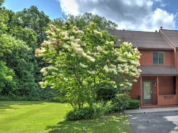 83 Spaulding St, Amherst, MA 01002