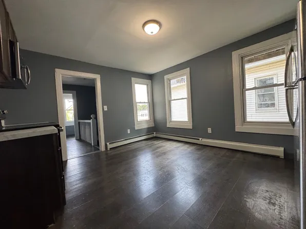421-2 Logan St #2B, Bridgeport, CT 06607