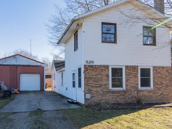 526 Fulton St, Buchanan, MI 49107