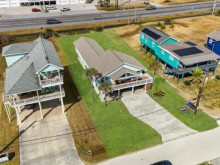 16634 Jamaica Beach Rd — Photo 37