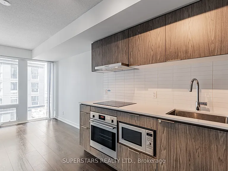 60 Shuter St #2610 — Photo 7