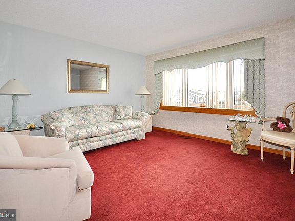 5th image of 3539 Oakhill Rd