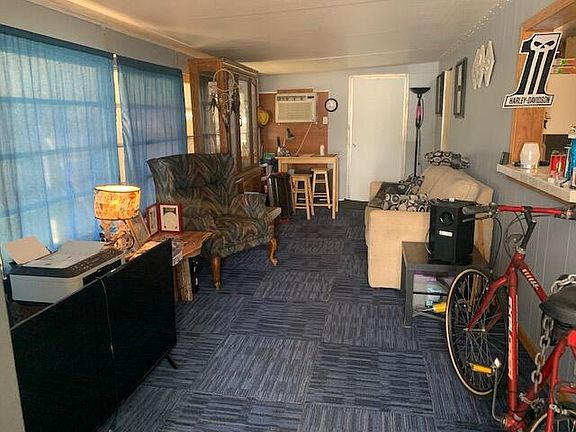 3rd image of 2908 Plumosa Ln