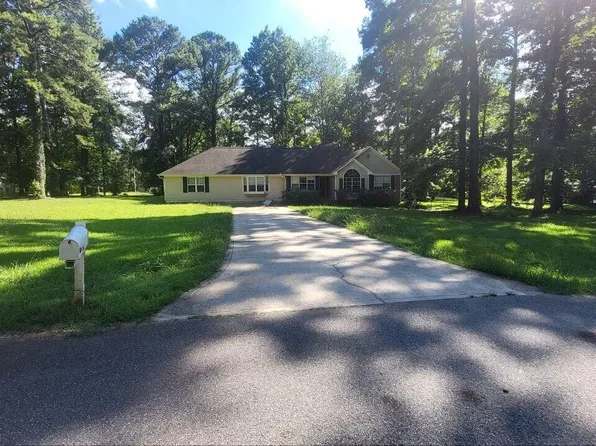 102 Douglas Ct, Eatonton, GA 31024