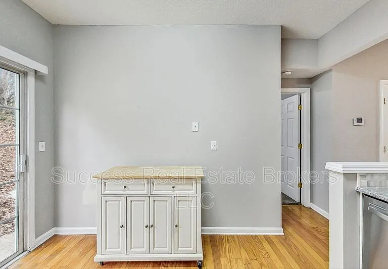 1645 Heyford Cir NW — Photo 23
