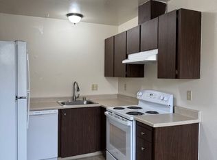 231 Santa Alicia Dr, Rohnert Park, CA 94928