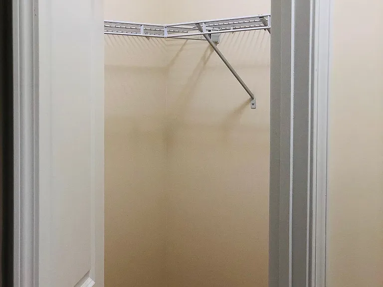 2465 Whitehead Place Dr — Photo 63