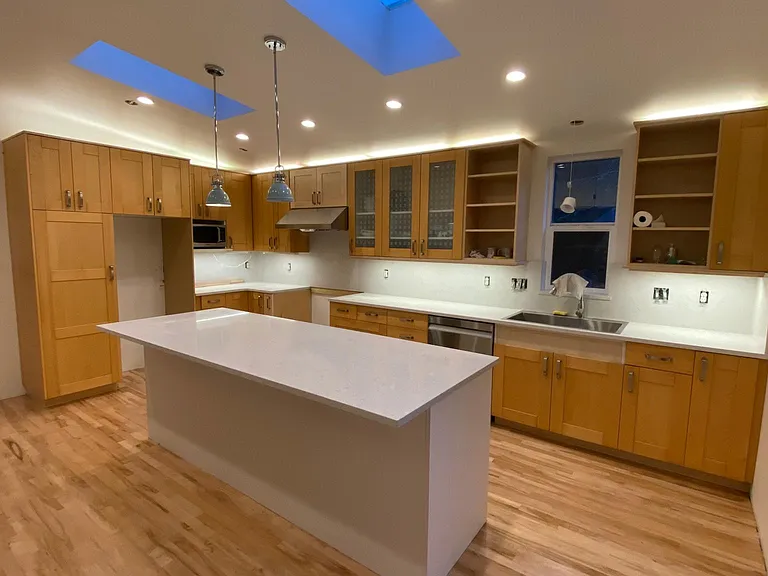 8032 Ferncliff Ave NE — Photo 2