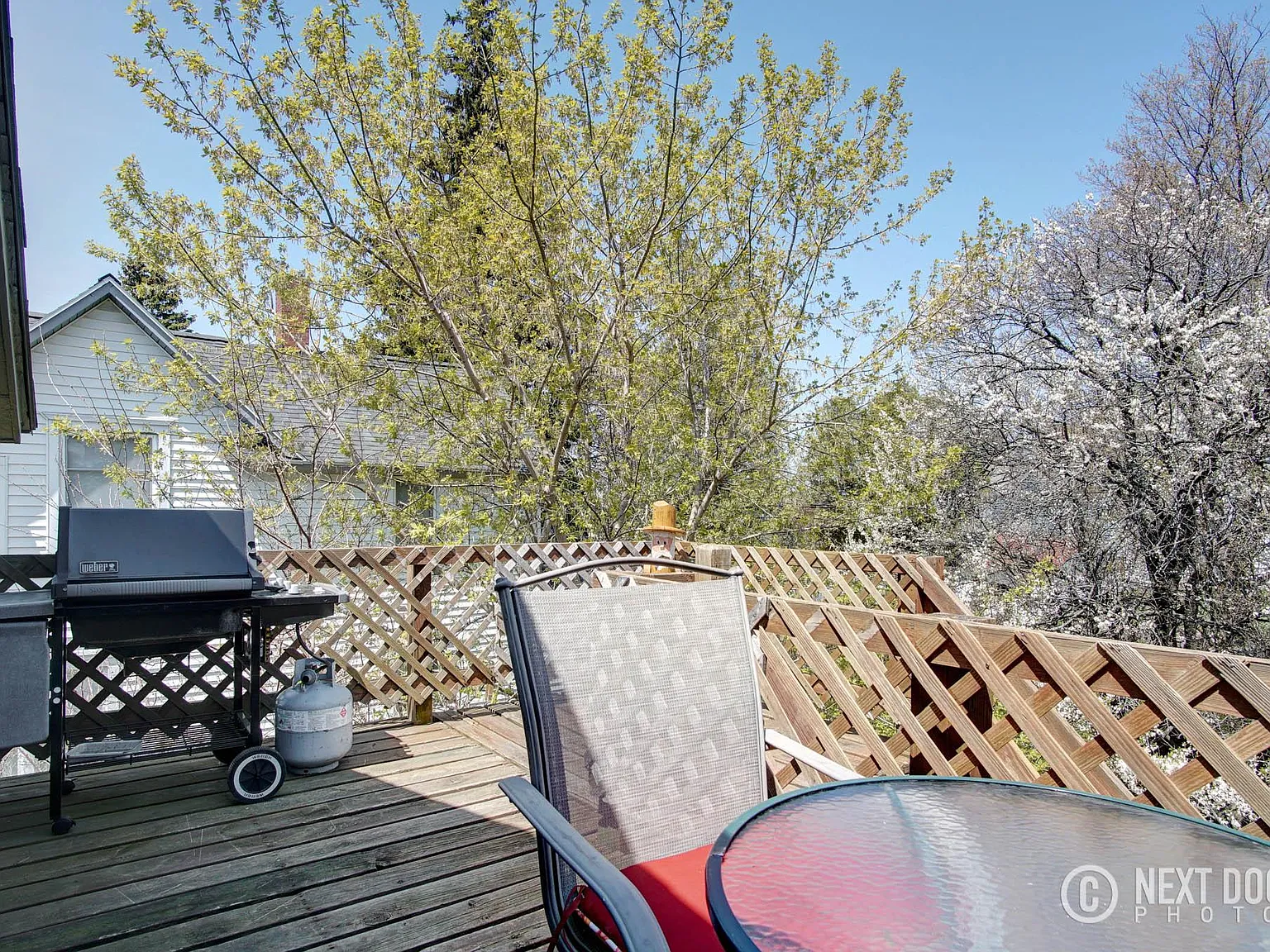706 W Loomis St — Photo 3