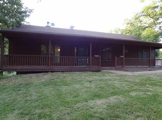 17217 N Oak Grove School Rd, Sturgeon, MO 65284