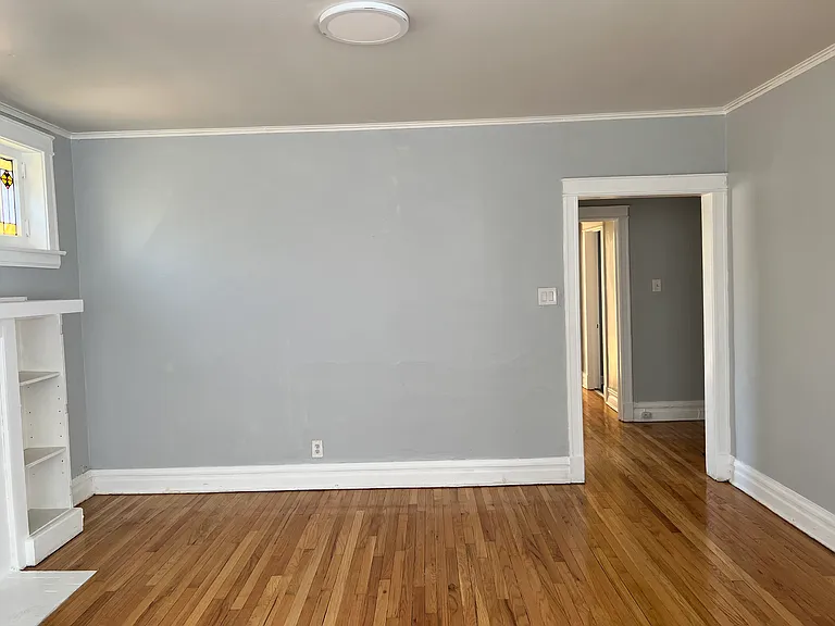 7023 S Vernon Ave #1 — Photo 6