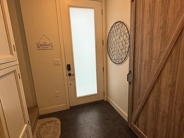 2851 W 23rd Ave #4 — Photo 4
