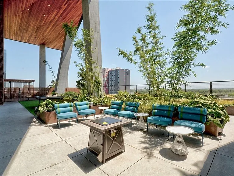 70 Rainey St #1409 — Photo 29