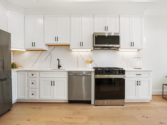 2nd image of 808 12th St NE #3