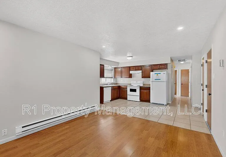222 Shannon Pl NW #1 — Photo 9