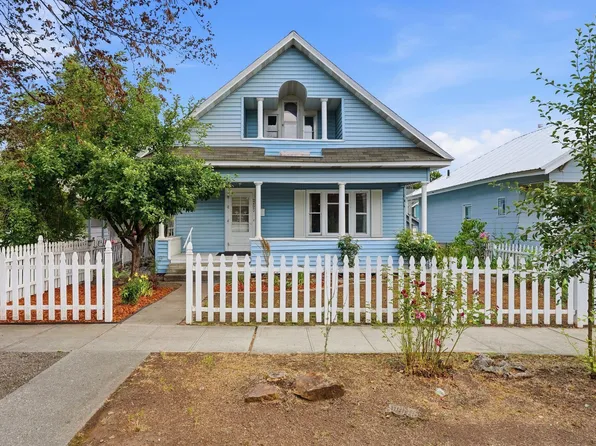 2420 W Maxwell Ave, Spokane, WA 99201