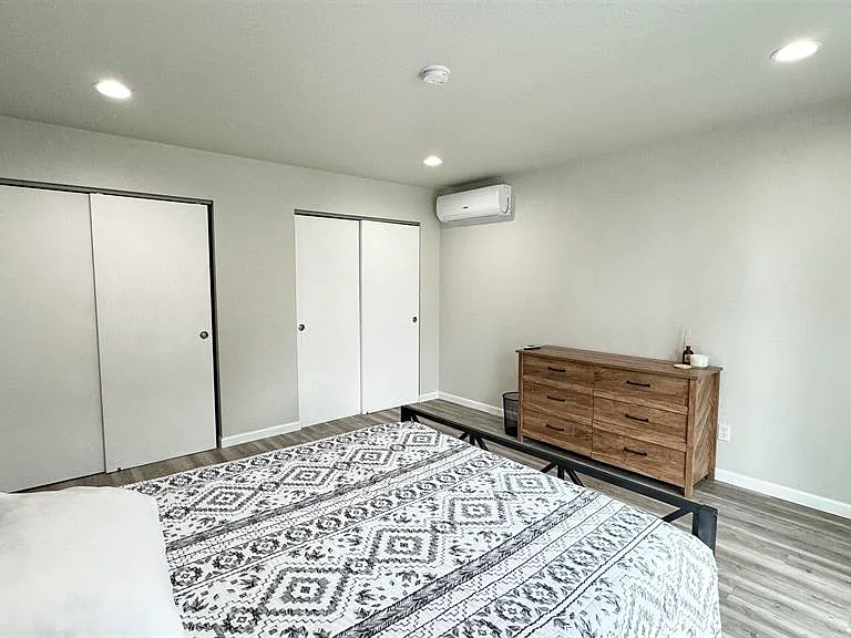 15136 Driftwood Ln — Photo 9