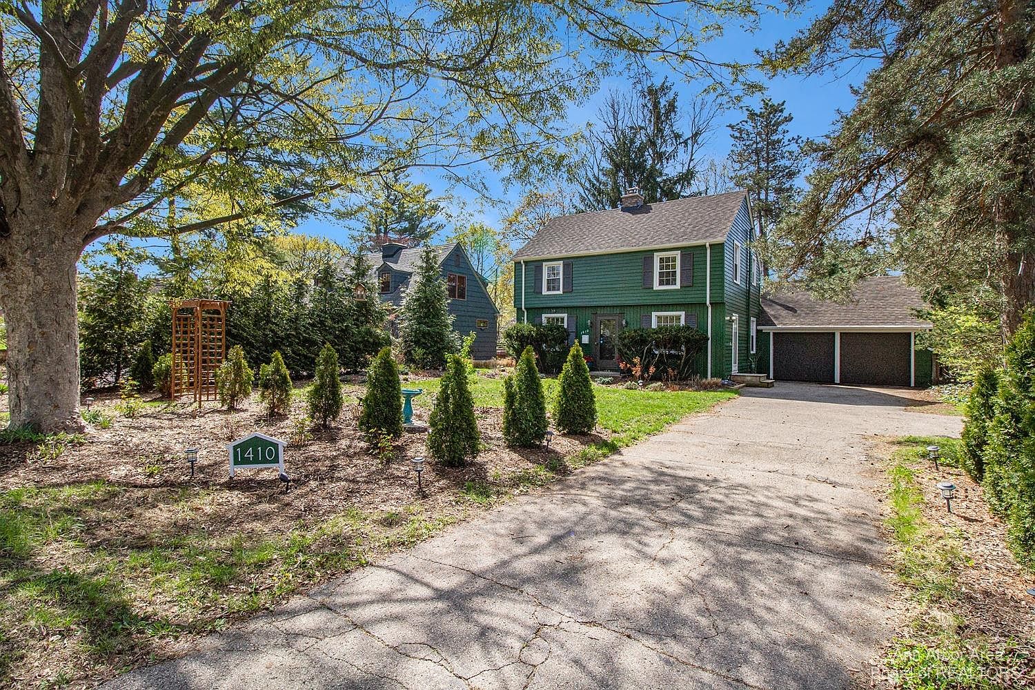 1410 E Stadium Blvd, Ann Arbor, MI 48104 Zillow