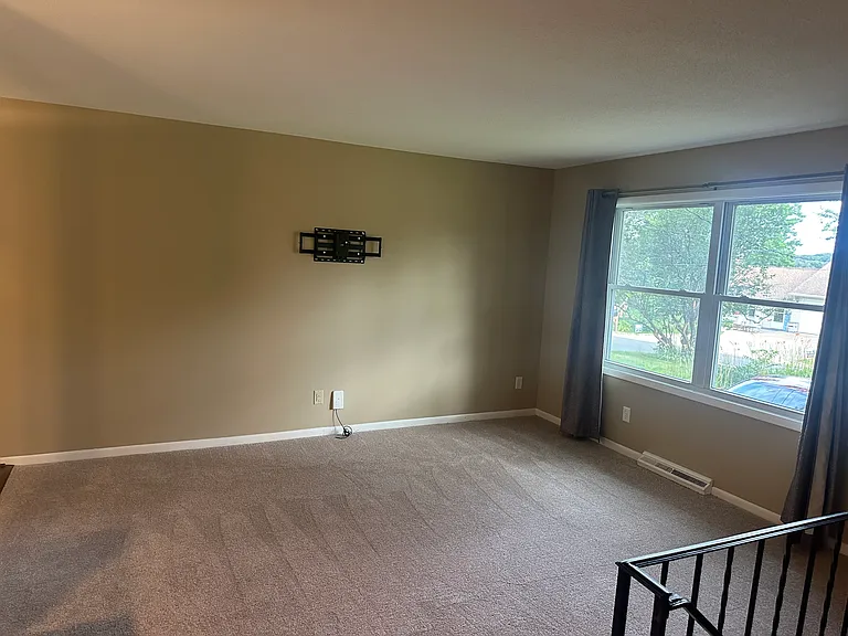 5945 Sunset Rd — Photo 7