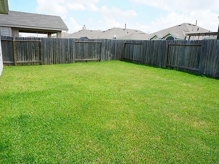 2614 Whitetip Ct — Photo 23