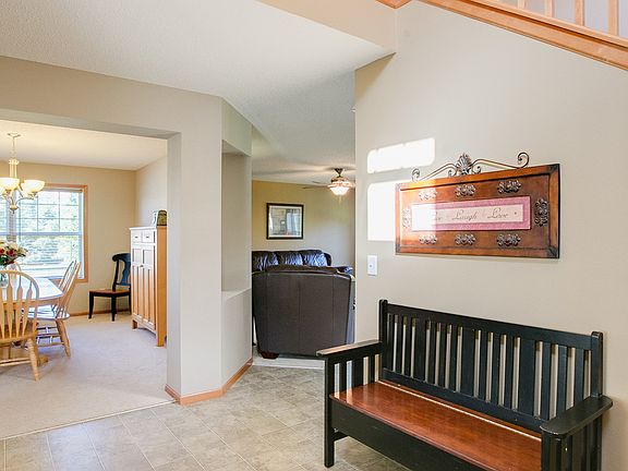 5th image of 1118 Atwood Ln