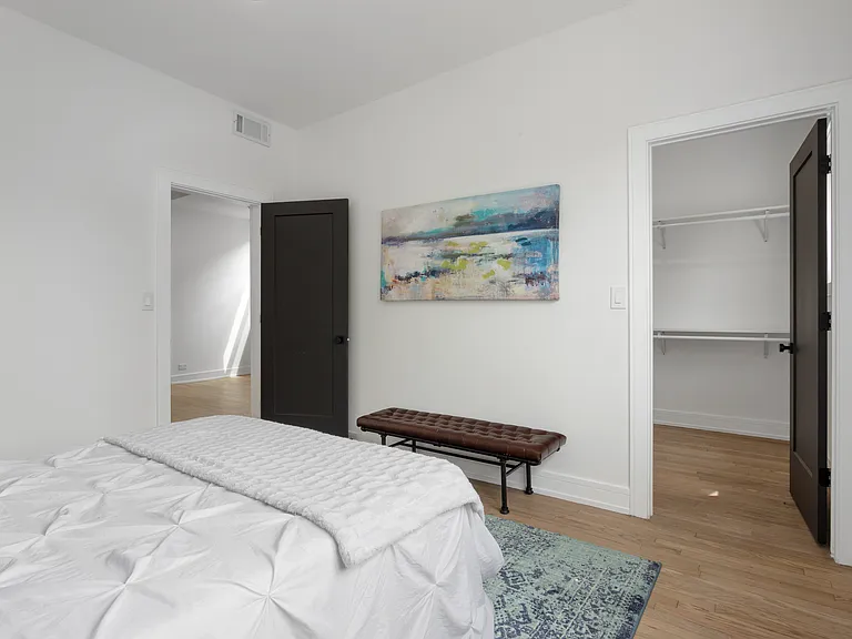 2456 W Huron St — Photo 23