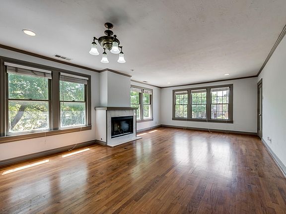 5th image of 4512 Swiss Ave