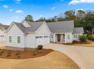 825 Apricot Ln, Fairhope, AL 36532