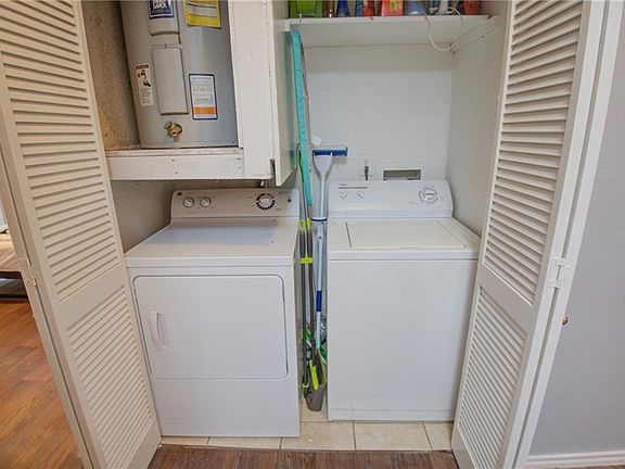 5th image of 2606 Rio Grande St APT 101