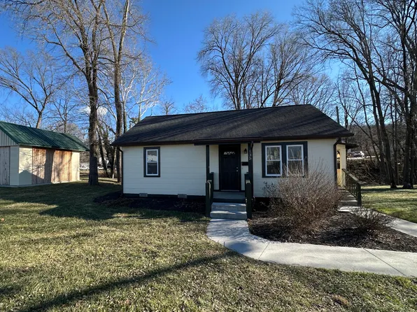 135 Bowling Aly, White Sulphur Springs, WV 24986