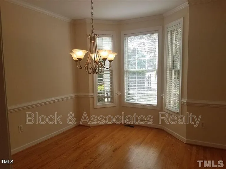 6922 Ray Rd — Photo 5