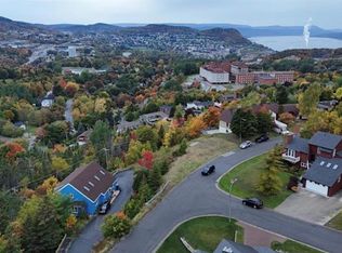 25 Macpherson Ave, Corner Brook, NL A2H6Z3