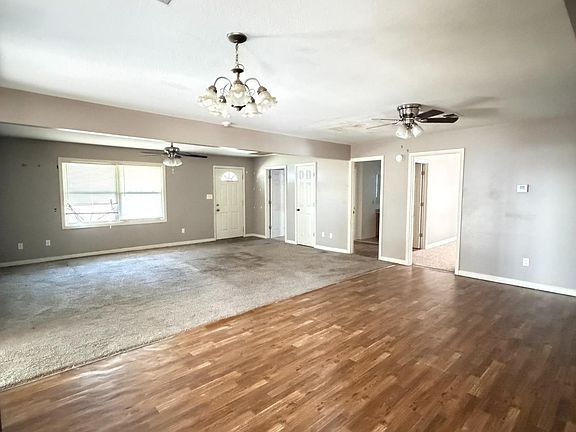 4th image of 511 Ridgecrest St
