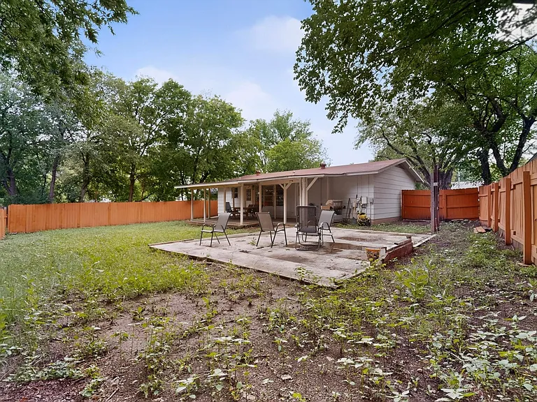 9807 Dallum Dr — Photo 33