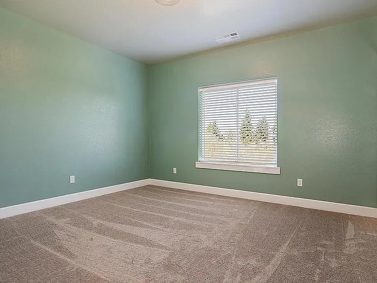 656 Nobility Dr — Photo 18