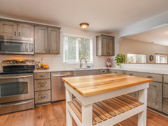 4th image of 14210 120th Avenue Ct E