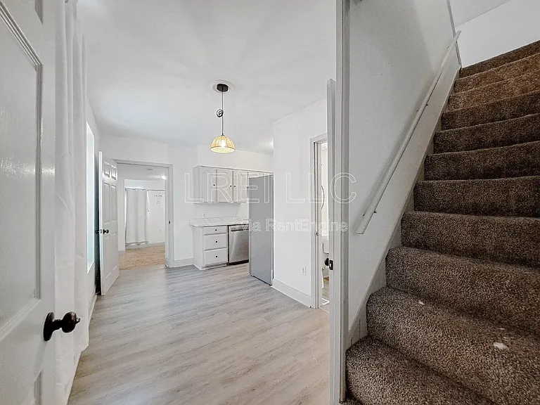 2508 W Main St — Photo 4